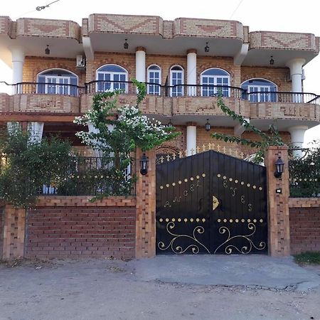 Angel Eyes House Appartement Luxor Buitenkant foto