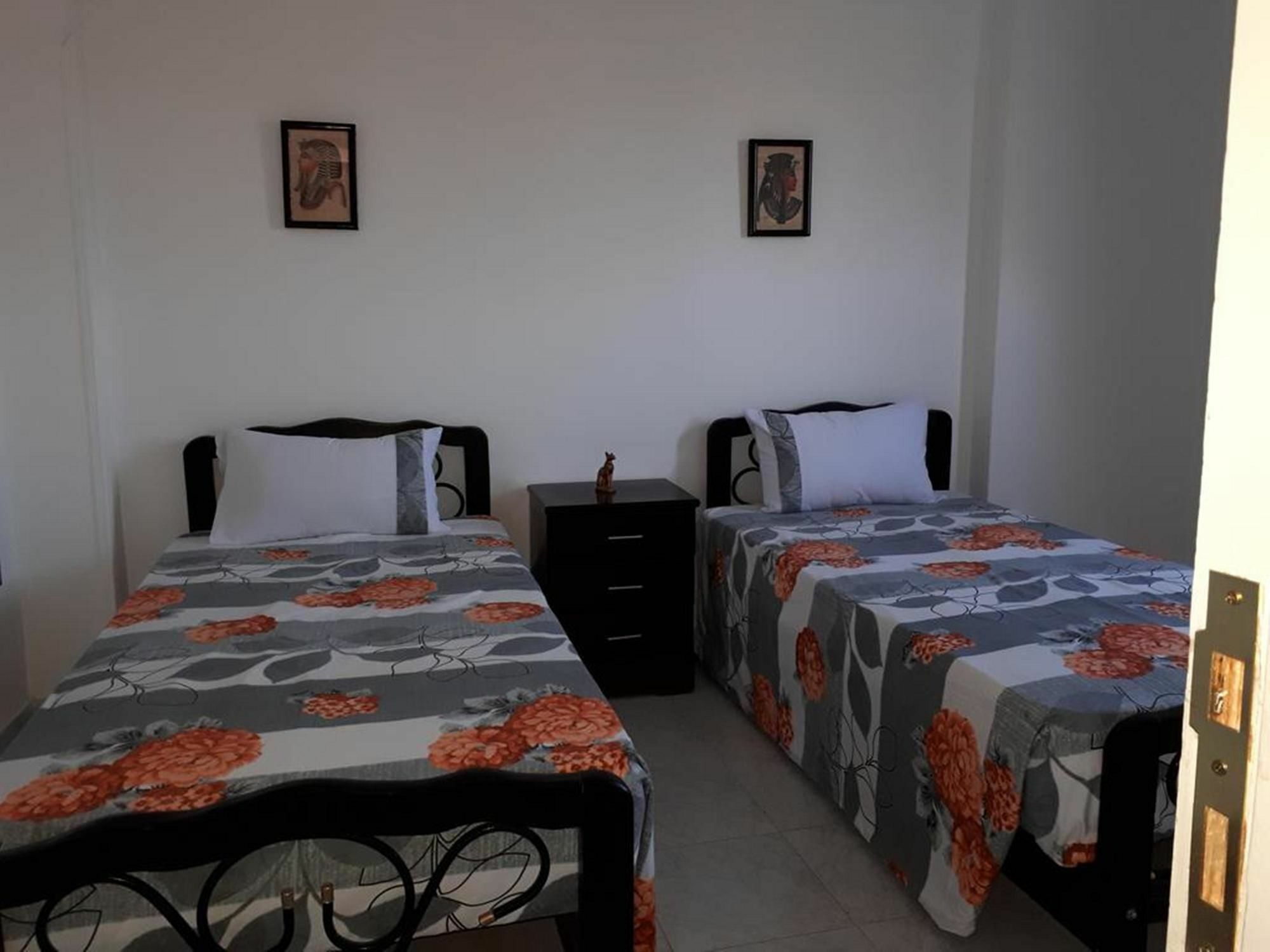 Angel Eyes House Appartement Luxor Buitenkant foto
